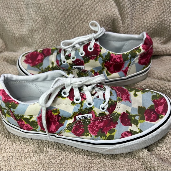 Vans 721357 Roses On Blue Checkered Pattern Sk8 Shoe Off The Wall Size 6.5 - Picture 3 of 10